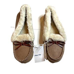 Old Navy Moccasin House Slippers Shoes Tan/Faux Fur SZ 7 NWT Winter Cabin Cozy